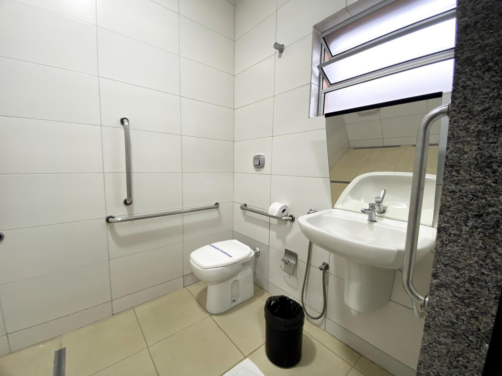 Hotel Graal Inn Queluz Pokoj fotografie