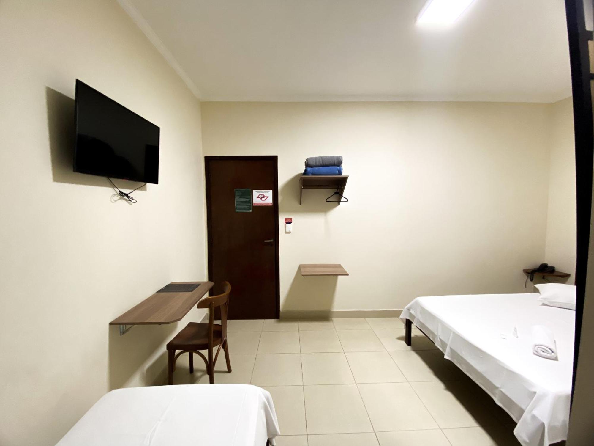 Hotel Graal Inn Queluz Pokoj fotografie
